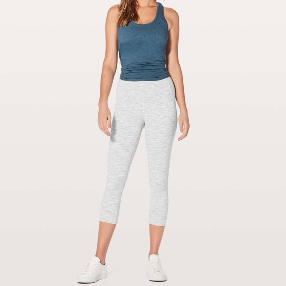 Lululemon Wunder Under Cropped Leggings